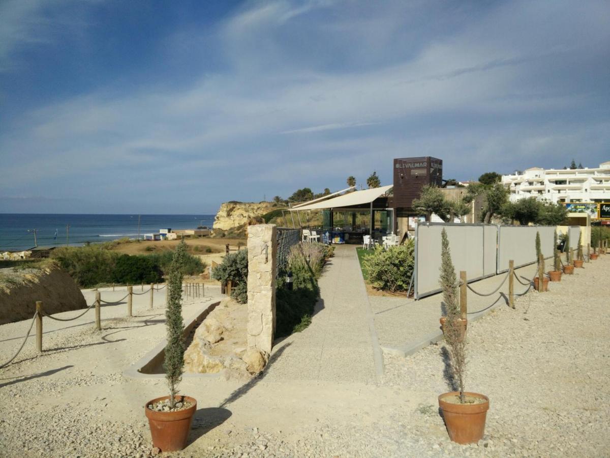 Armacao De Pera Praia Mar Sol Exterior foto